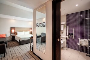 Chambre, 1 grand lit, accessible aux personnes à mobilité réduite