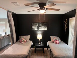 6 bedrooms, iron/ironing board, travel cot, free WiFi