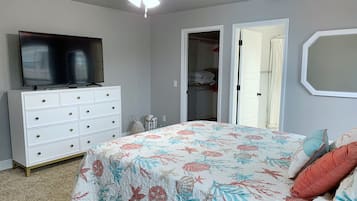 3 bedrooms, WiFi, bed sheets, wheelchair access