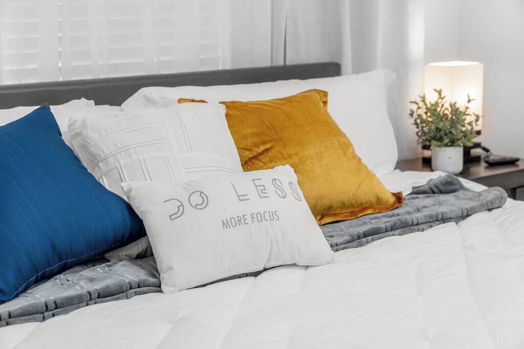 3 chambres, fer et planche à repasser, Wi-Fi, draps fournis