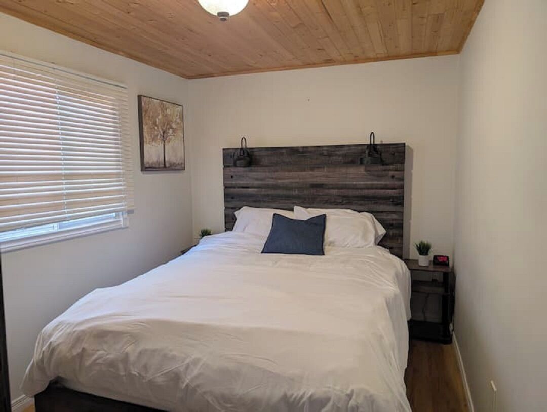 3 chambres, bureau, Wi-Fi gratuit, draps fournis
