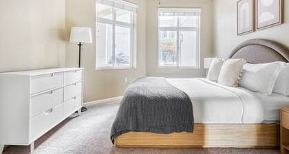 Luxe San Jose 2BR w/ Gym, Pool & W/D, near Samsung & Cisco, by Blueground