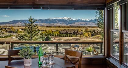 Outpost: Snow Ridge 6 - Hot Tub Access!