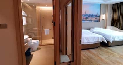 Nvshu Hotel