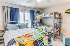 2 Schlafzimmer, Schreibtisch, Bügeleisen/Bügelbrett, Internetzugang