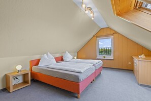 3 bedrooms, travel cot, WiFi, bed sheets - Nr. 5 Fewo Meerblick + 3 Schlafzimmer - Ferienwohnungen Kleckerburg mit Meerblick OFC 05 (Kühlungsborn)