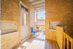 Property grounds - ⭐|Stylish|Comfy|Lincoln Sq.| 2BR |✨|Near Wrigley|⭐ (Chicago)