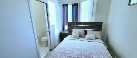 1 bedroom, free WiFi, bed sheets