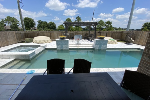Pool and outdoor area