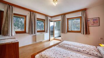 1 soverom, wi-fi (inkludert) og sengetøy