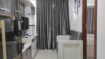 Room | Living area | TV