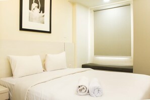1 bedroom, free WiFi, bed sheets - Nice And Comfort Studio Apartment At Mustika Golf Residence (Cikarang)