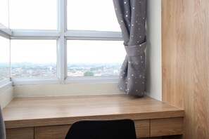 2 bedrooms, free WiFi, bed sheets - Comfortable 2Br Apartment At Mustika Golf Residence (Cikarang)