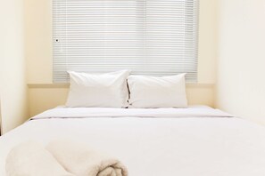 Room | 2 bedrooms, free WiFi, bed sheets - Nice And Comfort 2Br Apartment At Meikarta (Cikarang)