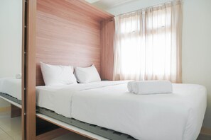 Room | 2 bedrooms, free WiFi, bed sheets - Cozy Living 2Br Green Pramuka City Apartment Next To Mall (Jakarta)