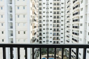 Exterior - Pleasant 2Br Signature Park Grande Apartment (Jakarta)