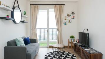 Room | Living area | TV