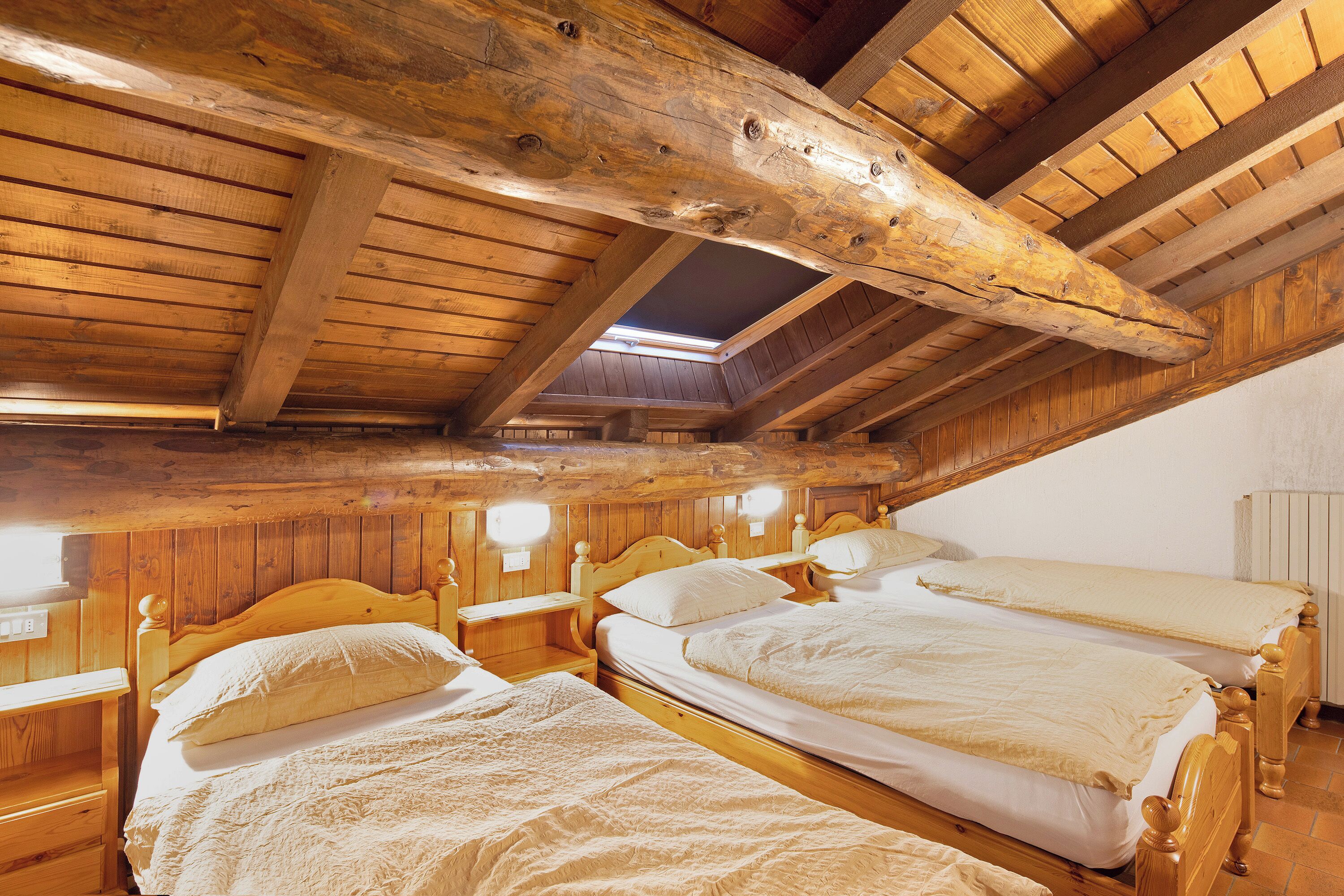 2 habitaciones, wifi gratis y ropa de cama 