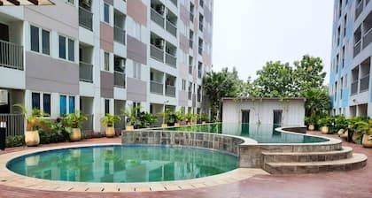 Comfort Living 1Br At Grand Sentraland Karawang Apartment