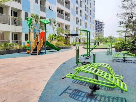 Área de juegos infantiles al aire libre