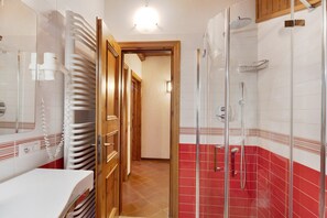 Dusche, Haartrockner