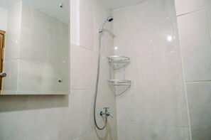 Room | 1 bedroom, free WiFi, bed sheets - Stunning And Comfy Studio Amazana Serpong Apartment (South Tangerang)