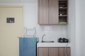 Room | 2 bedrooms, free WiFi, bed sheets - Comfortable And Nice 2Br Apartment At M-Town Residence (Gading Serpong)