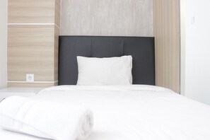 Room | 1 bedroom, free WiFi, bed sheets - Modern And Comfy Studio Apartment At Lodge Paskal Near Binus University (Bandung)