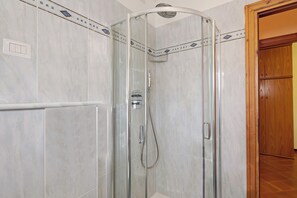 Dusche, Haartrockner