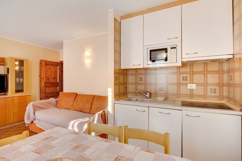 Ferienwohnung 'Chalet Meridiana Appartamento 3' mit Bergblick und WLAN
