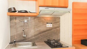 Kamar | Dapur pribadi | Lemari es, kompor, dan peralatan masak/sendok-piring