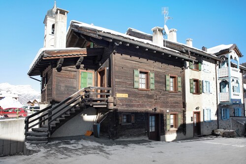 Apartment 'Chalet Gaste Friends' with Mountain View