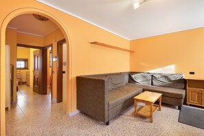 TV, streaming services