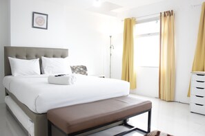 1 bedroom, free WiFi, bed sheets - Spacious And Modern Studio Room Apartment At Grand Asia Afrika (Bandung)
