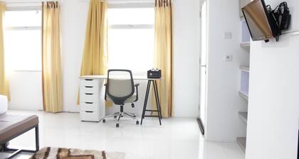 Spacious And Modern Studio Room Apartment At Grand Asia Afrika