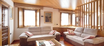 Apartamento "Chalet Gaste Big Family" con vistas a la montaña y Wi-Fi