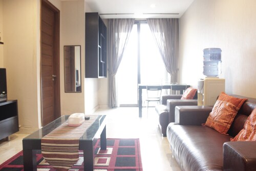 Deluxe 2Br At Dago Boutique Apartment