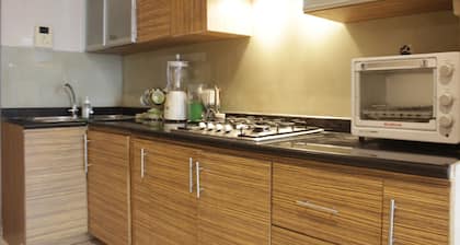 Deluxe 2Br At Dago Boutique Apartment