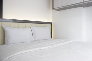 2 bedrooms, free WiFi, bed sheets - Pleasant 2Br At Grand Asia Afrika Apartment (Bandung)