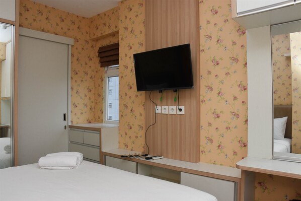 Interior - Comfort Living 1Br At Green Pramuka City Apartment (Jakarta)