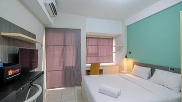 1 bedroom, free WiFi, bed sheets