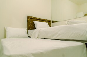 Room | 1 bedroom, bed sheets - Comfy Studio Apartment At Aeropolis Residence Near Soetta (Tangerang)