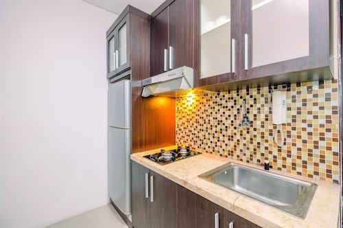 Cozy Living Studio Apartment Mangga Dua Residence Near Itc Mall
