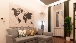 Unclassified image, 3 of 16, button - The Best Rent - Flat in Rome downtown (Rome)