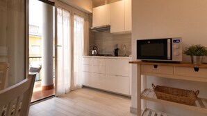 Deluxe Studio | Living area - The Best Rent-Flat near Numidio Quadrato (Rome)