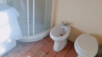 Doccia, bidet