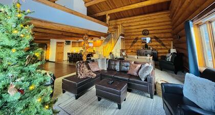 2,500 sqft Log Lodge â a retreat between Denali and Fairbanks