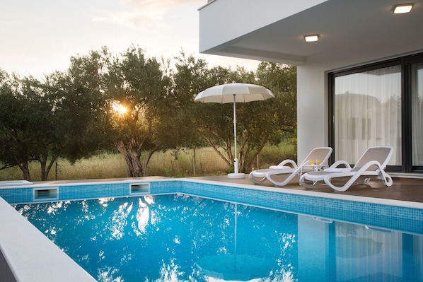 Außenpool, beheizter Pool