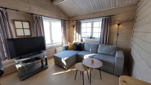 Flat-screen TV, heated floors - Øen Turistsenter Apartments (Hol)