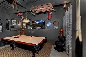 Unclassified image, 3 of 43, button - Wonderful Moonridge Location! Mountain Views! Hot Tub! Pool Table! Spacious Deck! (Big Bear Lake)